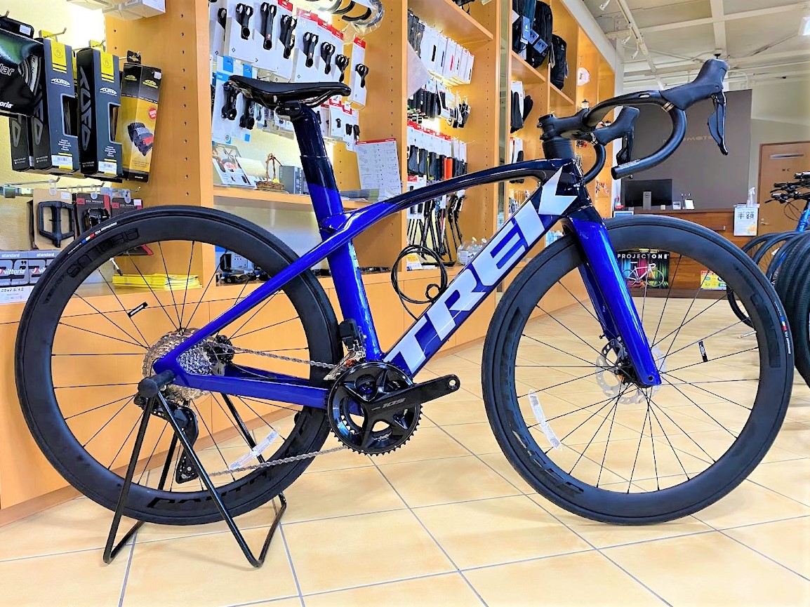 TREK2023年モデル Madone SL6 Di2が入荷しました！～バイシクルネコ