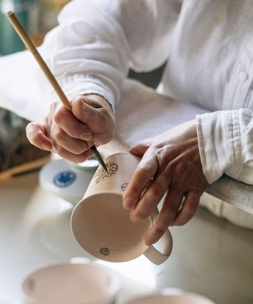 中川政七商店 渋谷店】「有田焼・渓山窯 そば猪口と涼やかな絵付けの器