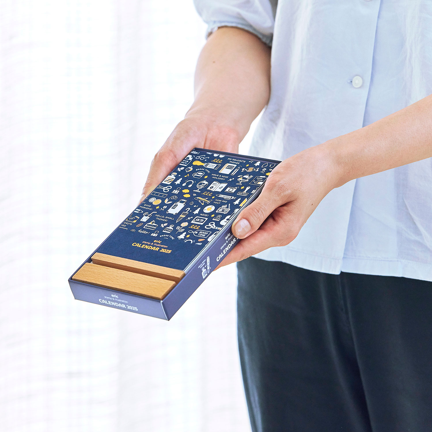 eric neon color 卓上｜卓上カレンダー｜カレンダー｜商品を探す｜新