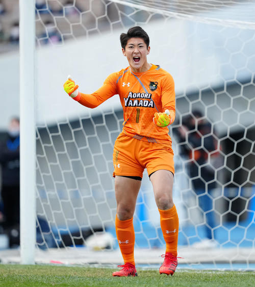 高校サッカー】青森山田5大会連続8強 PK戦備え投入188センチGK鈴木