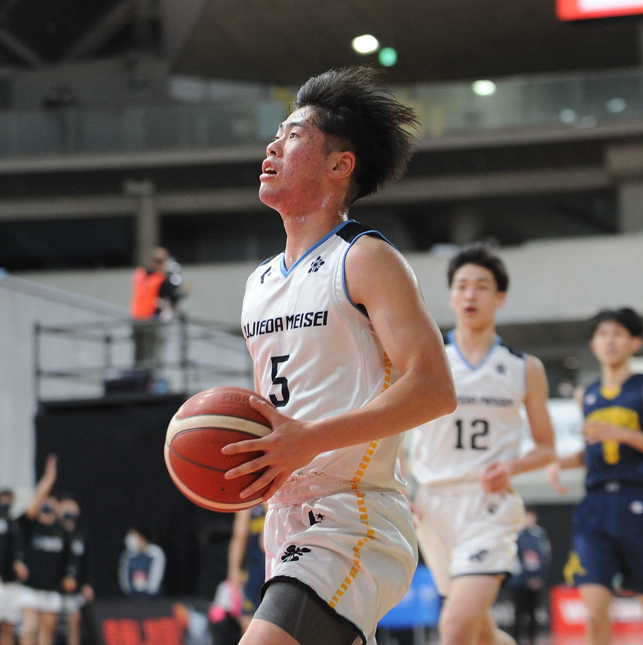 高校バスケ】藤枝明誠が初戦快勝 霜越3Pでチームに勢い 留学生チノンソ