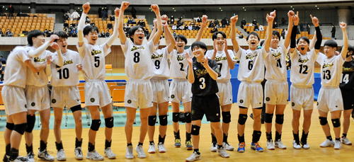 バレー】静清が春高8強の浜松修学舎を下し6年ぶりV 平岩善「得点源