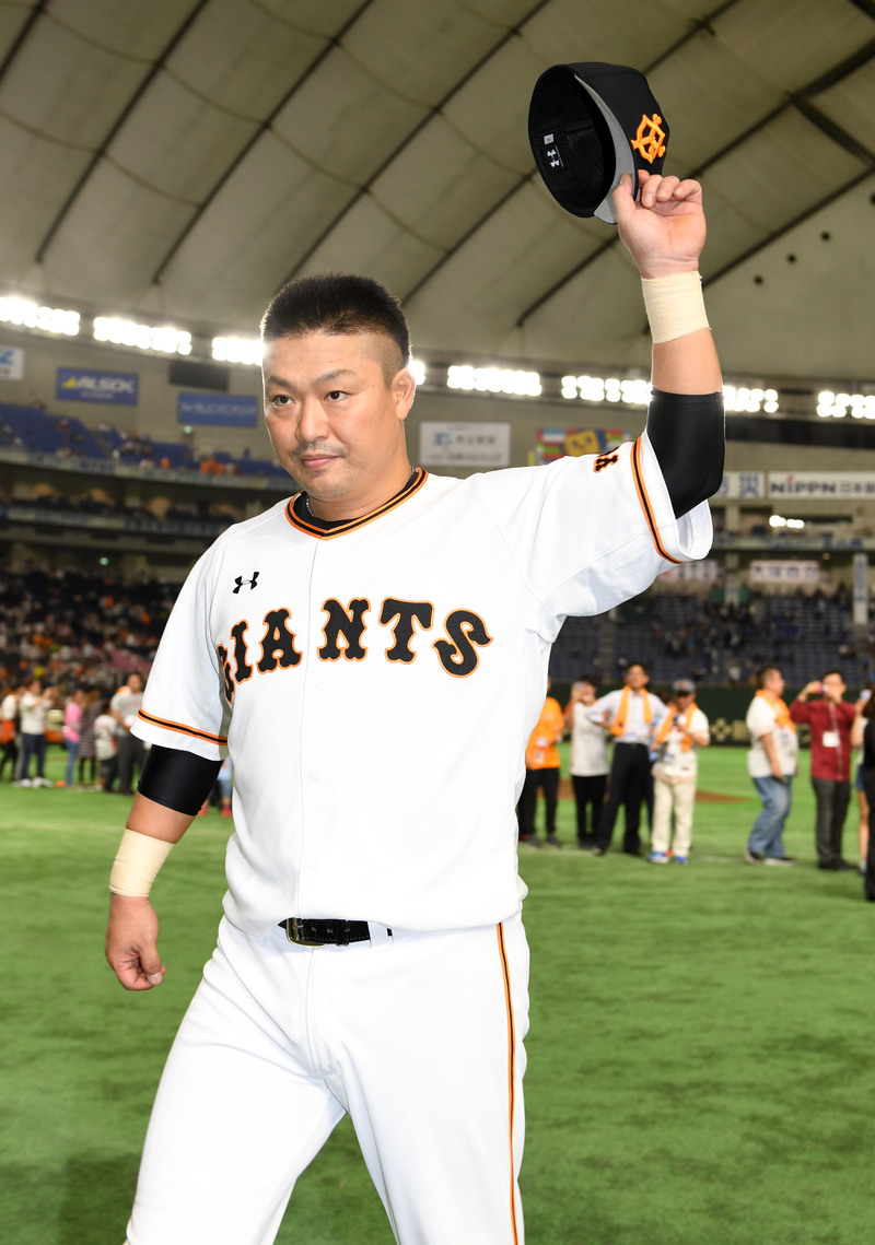 巨人村田修一が自由契約、鹿取GM若返りへ苦渋決断 - プロ野球 : 日刊