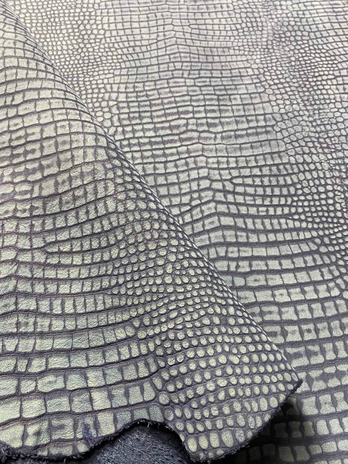 レザークラフト・革販売のニシカワレザー