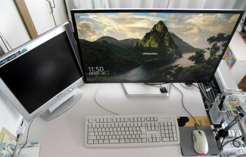 IO DATA製31.5インチ液晶ディスプレイ EX-LDQ322DBを買ったので設置