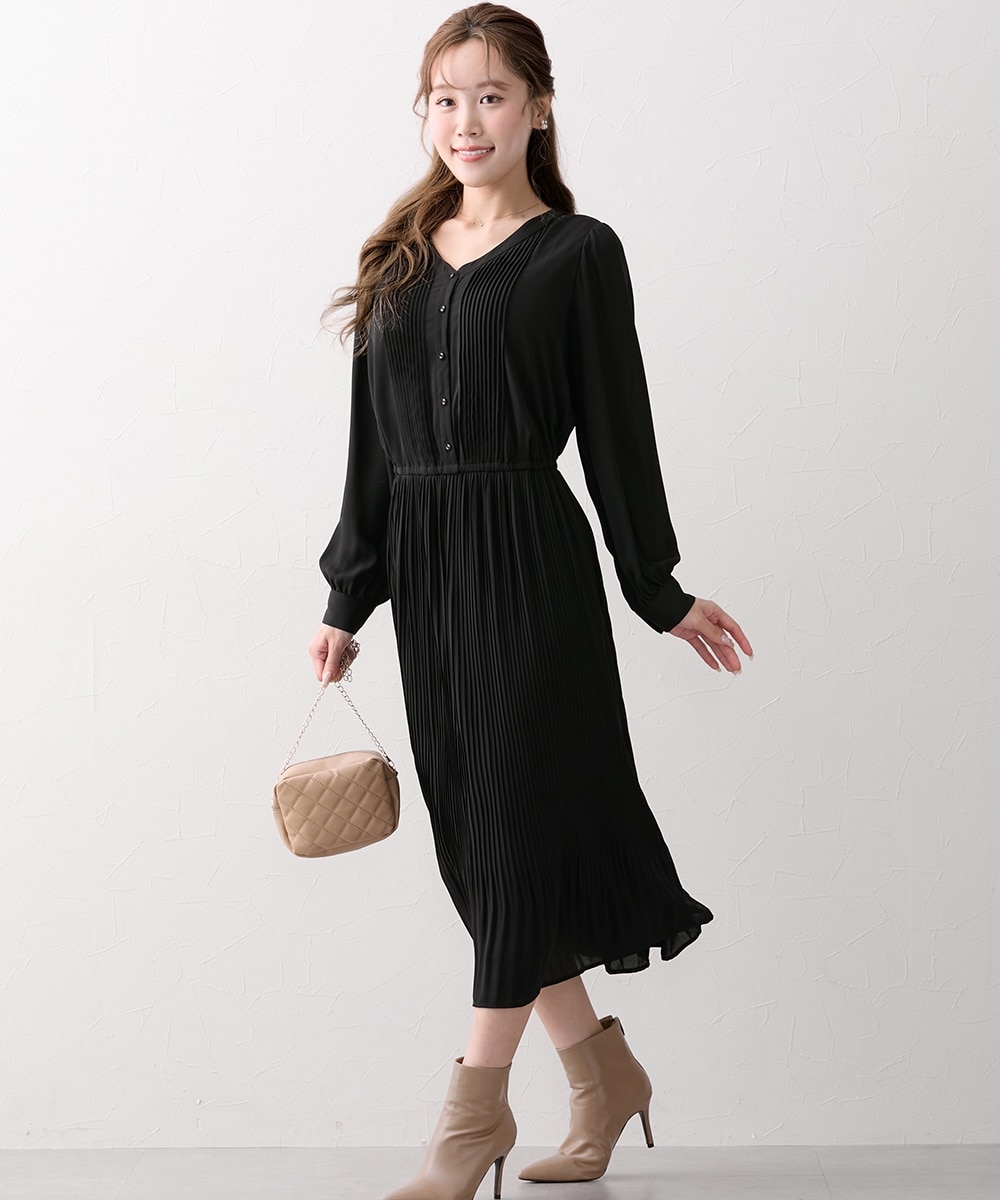 大きい胸専用】Vネック長袖プリーツワンピース(裏地あり） 通販