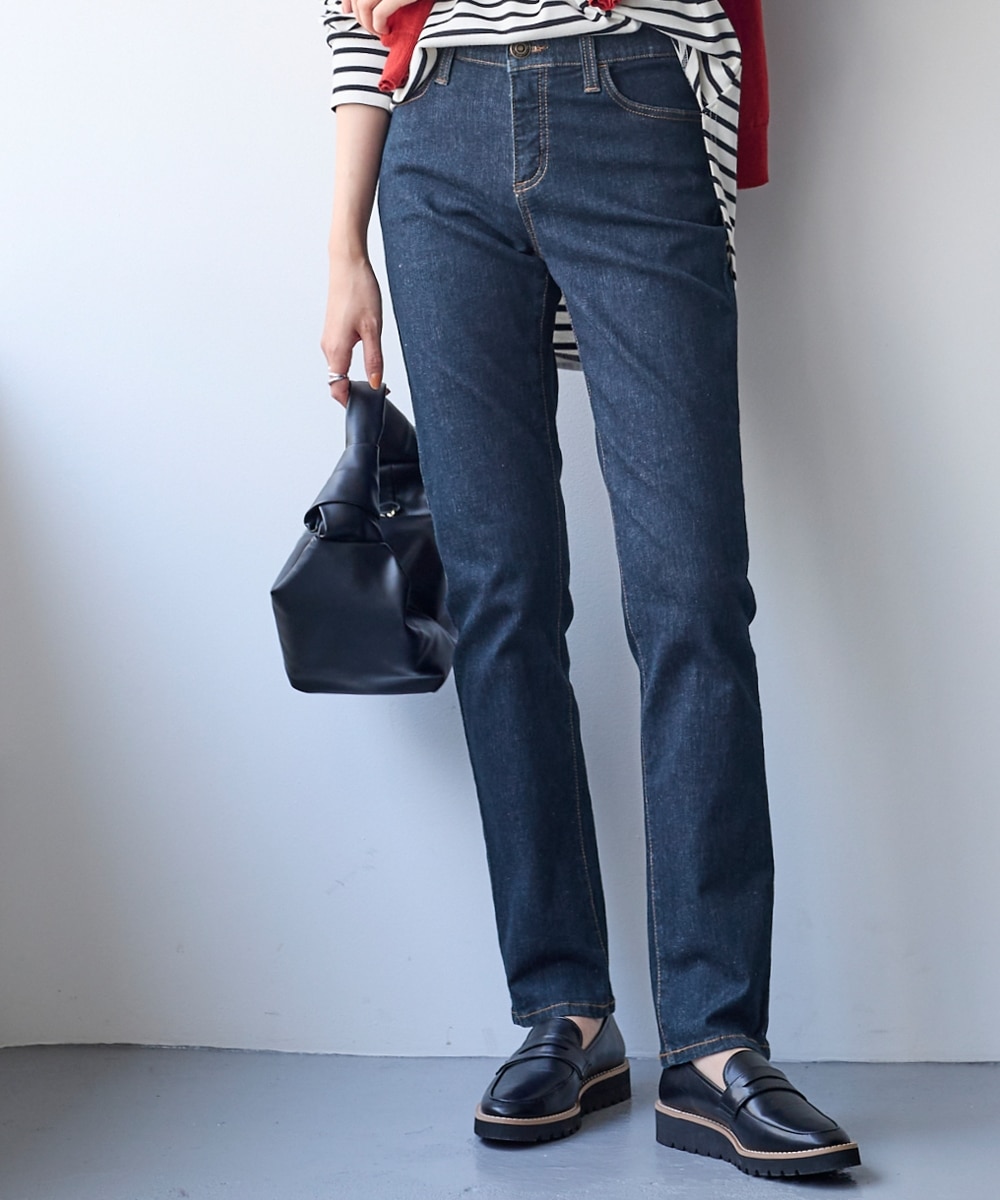 すごのびストレッチデニムスリムパンツ（ゆったり太もも）（選べる3