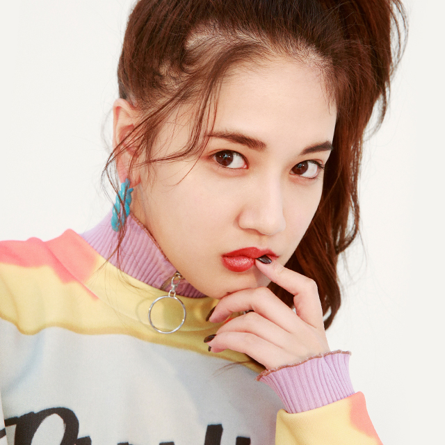 E-girls藤井夏恋が選ぶ秋を感じるプレイリスト《HIT'S MY AUTUMN MUSIC