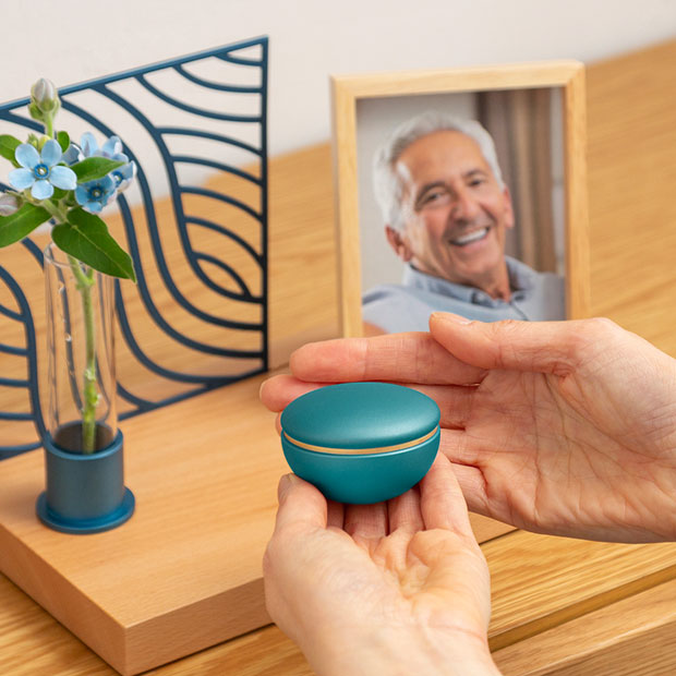 ミニ骨壷 わかな 瑠璃(るり) | ソウルジュエリー 公式ブランドサイト