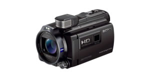 空間光学手ブレ補正機能を4機種に拡大 内蔵プロジェクター性能を高めた