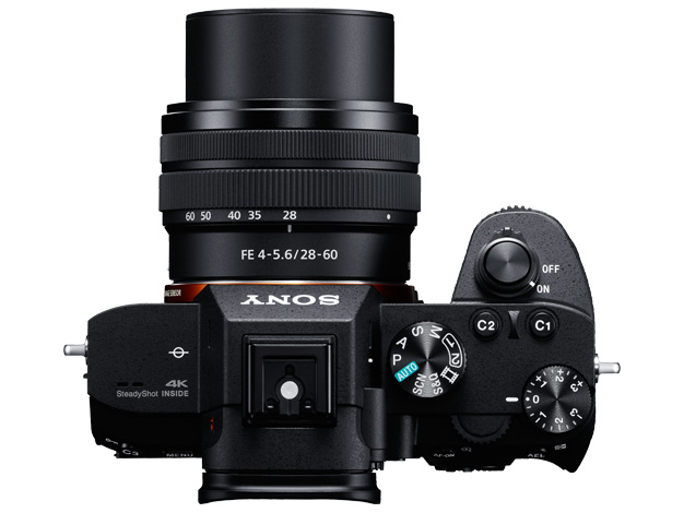 SEL2860_with_ILCE-7M3_top_02.jpg
