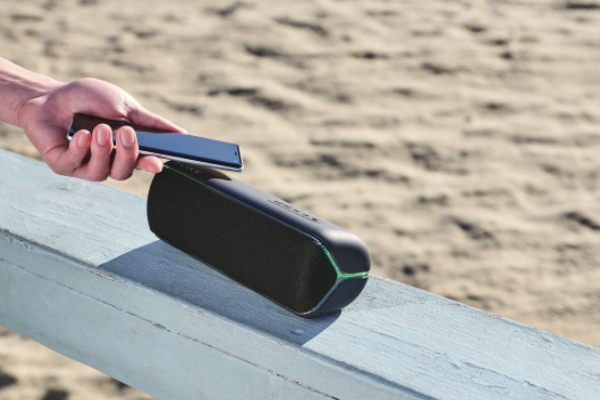 SRS-XB32 特長 : Bluetoothで楽しむ | アクティブスピーカー／ネック