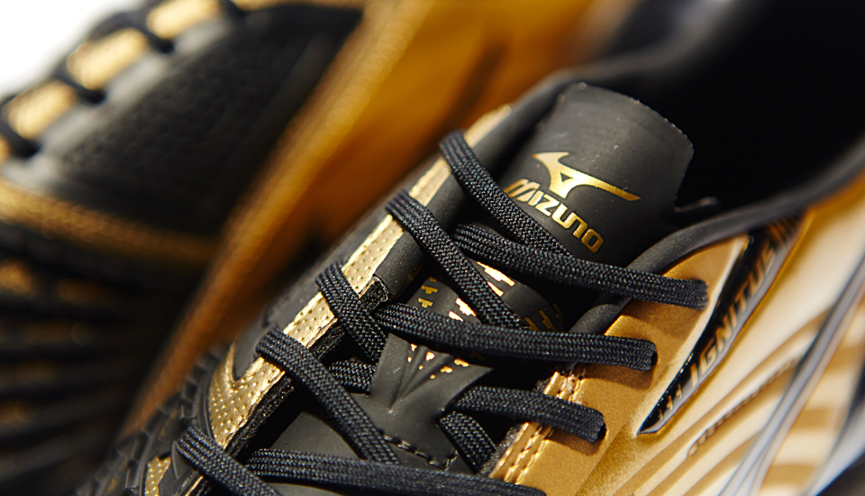 Mizuno Launch World Cup Wave Ignitus III - SoccerBible