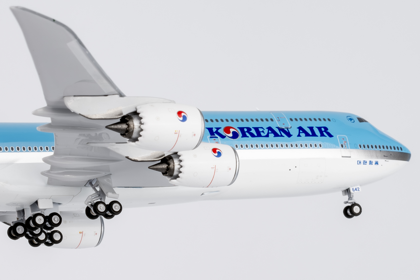 ScaleModelStore.com :: NG Models 1:400 - 78038 - Korean Air Boeing