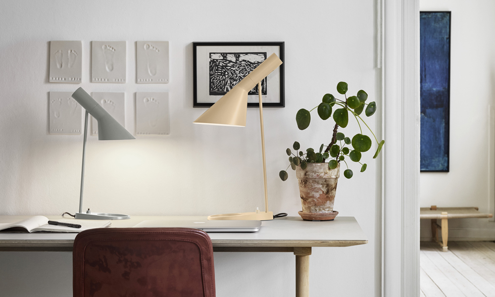 AJ フロアランプ / ホワイトLouis Poulsen（ルイスポールセン） | 公式