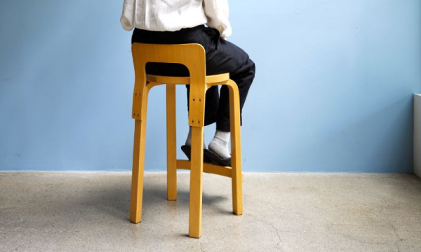 ハイチェアK65 / バーチArtek（アルテック） | 公式通販 家具・雑貨