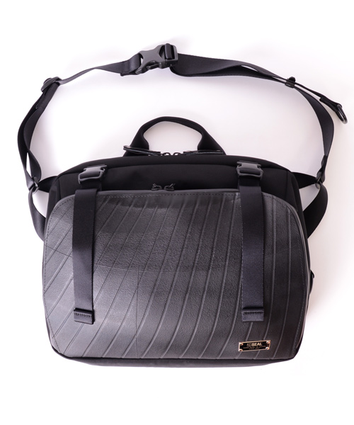 ショルダーバッグ エクスパンダブル｜製品紹介｜バッグブランド【SEAL