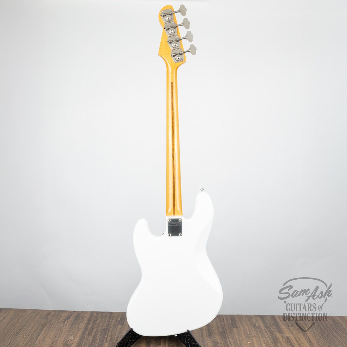 Buy sasku LSL Valencia 60'S Style J Bass Vintage White | Sam Ash Music