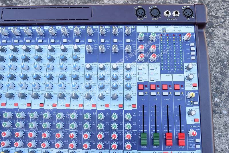 MIDAS VENICE 160 ハードケース付属 アナログミキサー｜中古 山陽電子