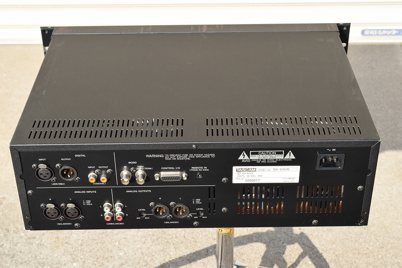 中古機材 新入荷 TASCAM DA-45HR 業務用DATプレーヤー 24BIT