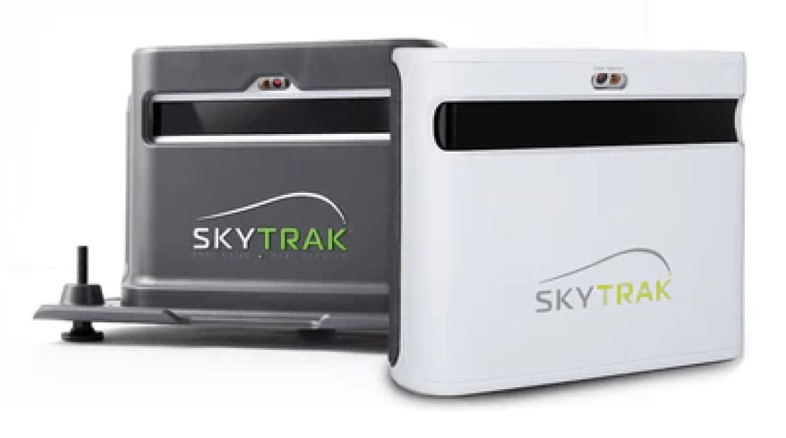 SKYTRAK 弾道測定器 iPad付きですぐに使える SKYTRAK 弾道測定器 iPad