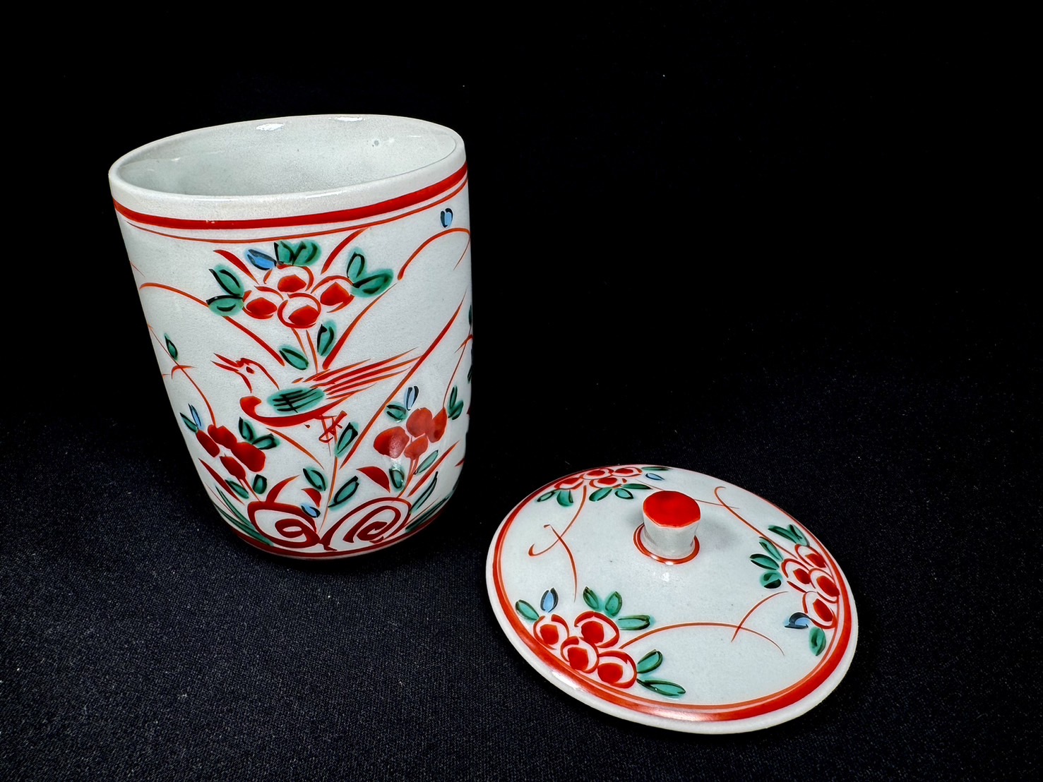 人間国宝 加藤卓男 晩年作「呉須赤絵花鳥文湯呑」 | 新栄堂