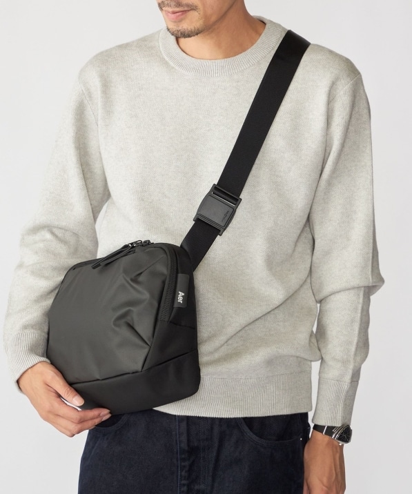 SHIPS別注】Aer: TECH SLING｜ SHIPS 公式サイト