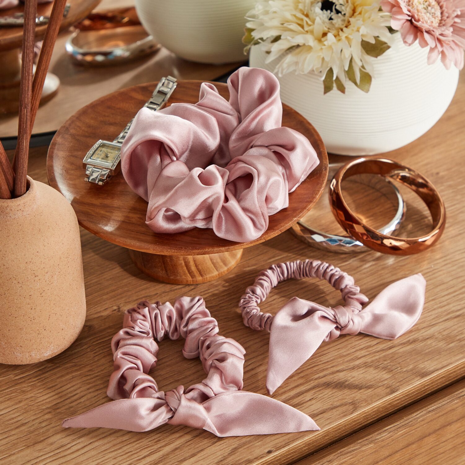 上級睡眠健康指導士 加賀三枝が監修！ シルク100％ ヘアケア