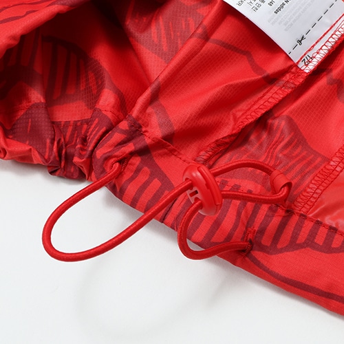 21-22 バイエルン・ミュンヘン ウィンドブレーカー／サッカーショップKAMO