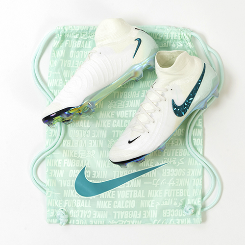 ファントム LUNA 2 エリート FG LV8／サッカーショップKAMO