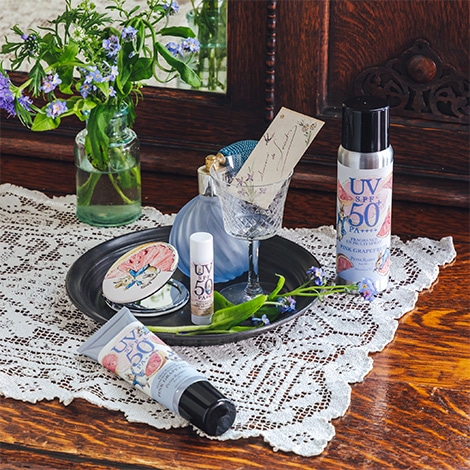 ピーターラビット×アフタヌーンティー”コラボグッズ発売、ブック型