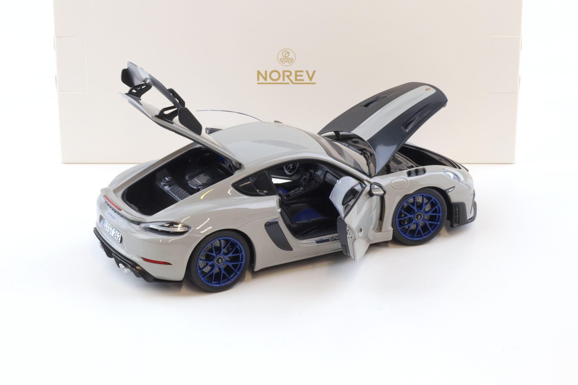 Norev 2023 Porsche 718 Cayman GT4 RS w/ Weissach Package Chalk w