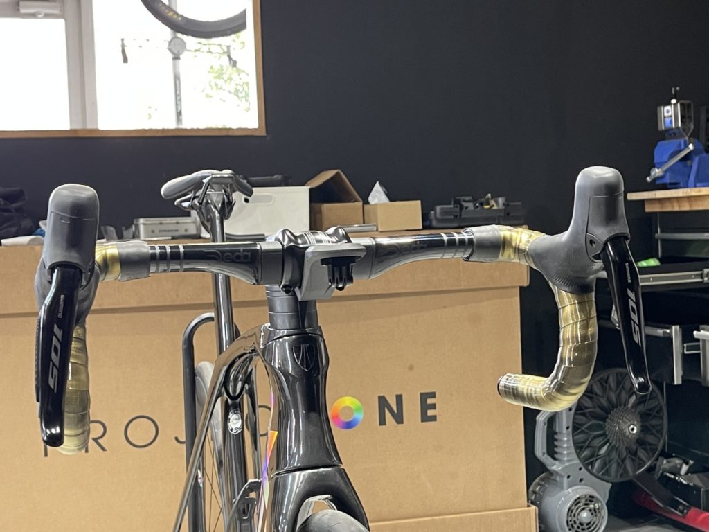 TREK Madone SL6 ×ハンドル and ステム交換（DEDA VINCI） | スター