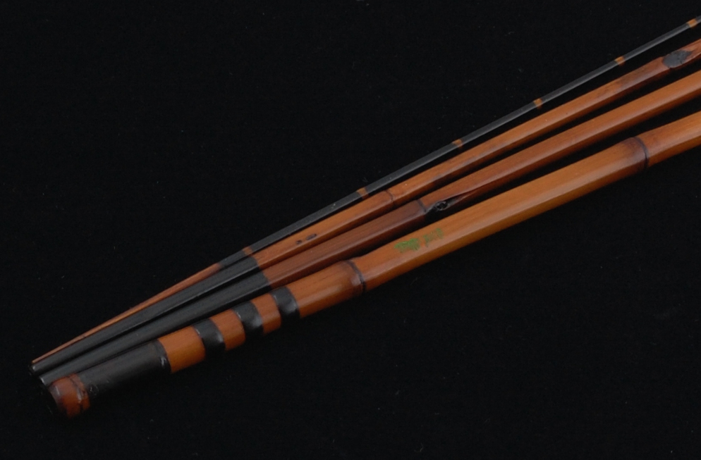 俊秀作 タナゴ竿 8寸元 4本継 2尺8寸 (84cm) 高野竹 軟調の通信販売