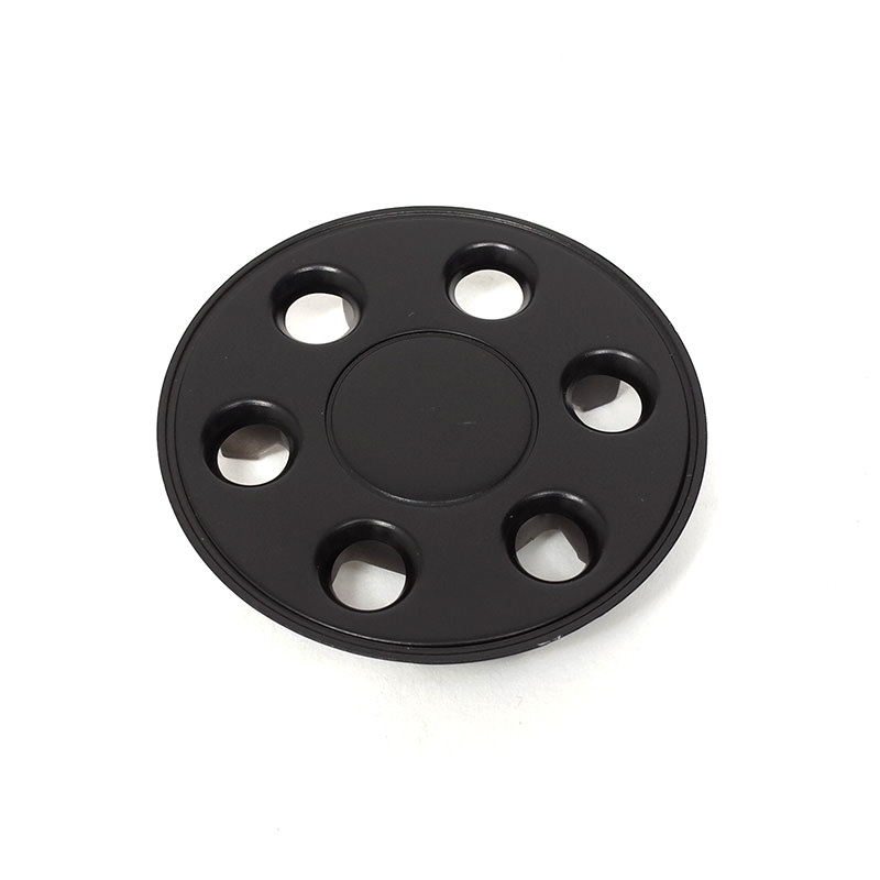 64ミリマルチホイールキャップ トパーズ ステルス ブラック | リモワ