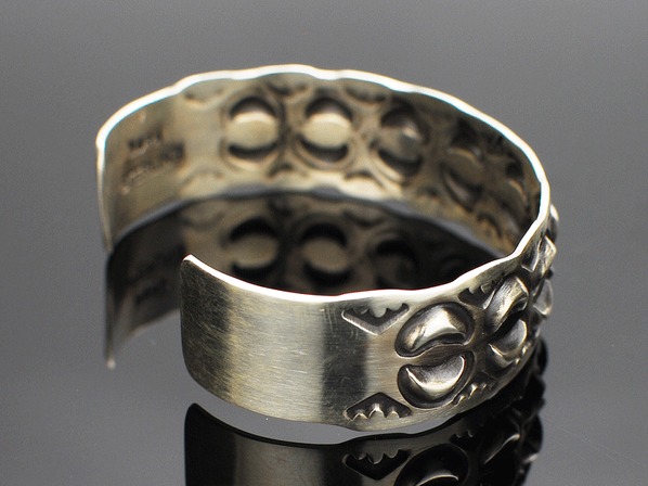 Navajo Bracelet/INDIAN JEWELRY（インディアンジュエリー） - DEFI