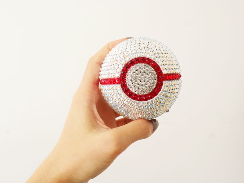 ポケモンセンターシブヤ1周年でさらにパワーアップ！ スワロフスキー