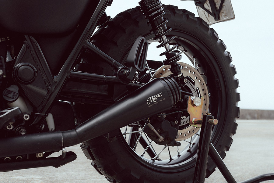 モートーン シート KING COBRA フルダイヤモンドステッチ ブラック