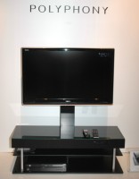 ヤマハ、新ブランド“POLYPHONY”から第一弾シアターラック「YRS-1000