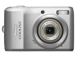 ニコン、単3形電池を使用できる初心者向けデジカメ「COOLPIX L20」を