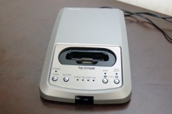 オラソニックからウォークマンドック搭載スピーカーシステム「TW-D7WM