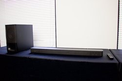 ソニー、最大出力230Wのワイヤレスサブウーファー付きサウンドバー「HT