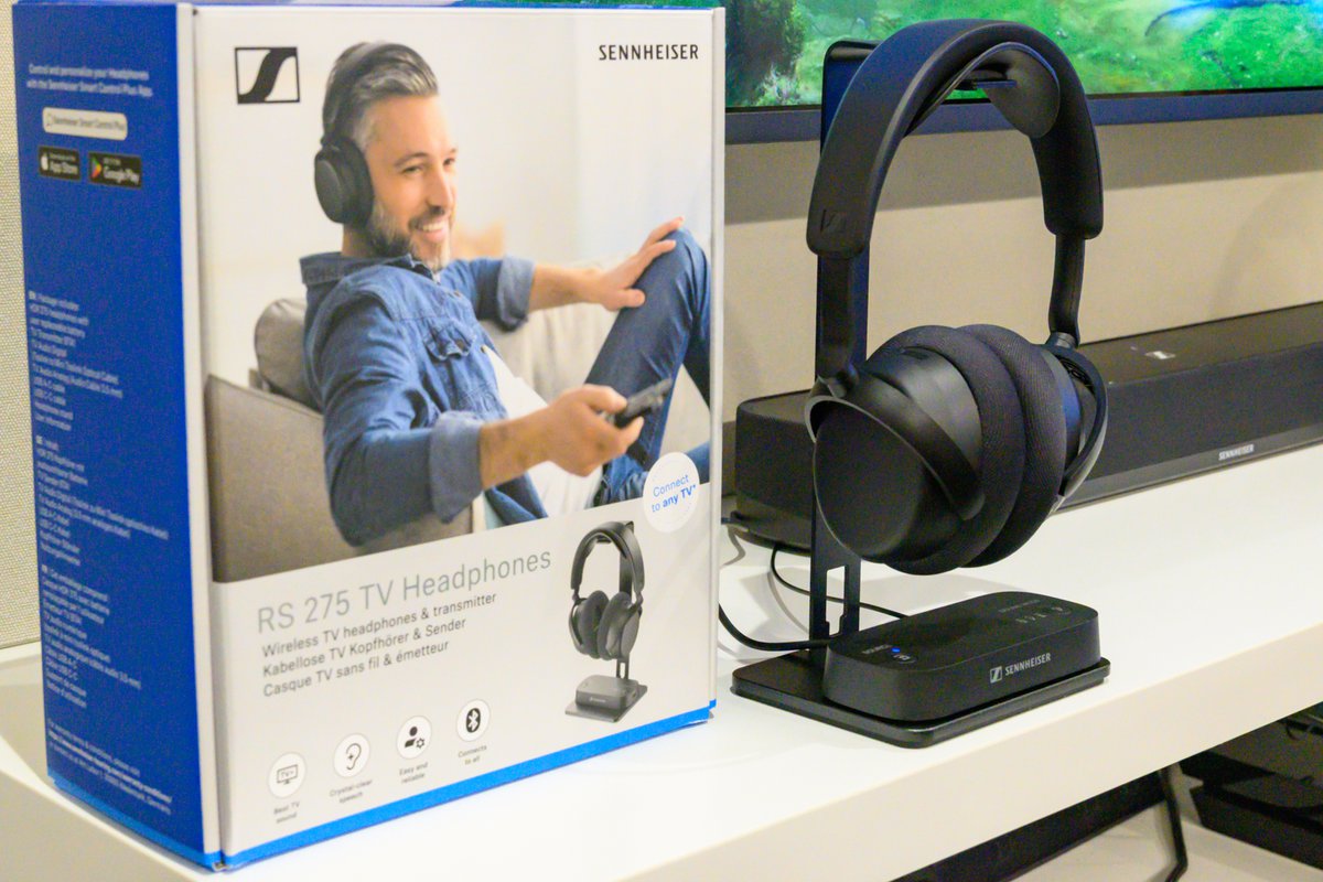 ゼンハイザー、“映像に深く没頭できる”テレビ向けワイヤレスヘッドホン