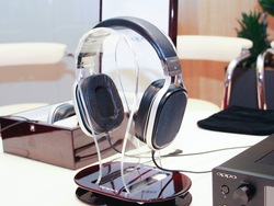 ヘッドホン祭＞OPPO、同社初のヘッドホン「PM-1」とDSD対応ヘッドホン