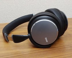 AKGの新生“Yシリーズ”、意外にも初のノイキャンBTヘッドホン「Y600NC