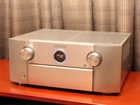 マランツ「SR7009」レビュー【前編】柔軟なSP配置が「アトモス導入」を