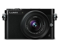 パナソニック、自撮り機能を強化した小型デジタル一眼“LUMIX”「DMC