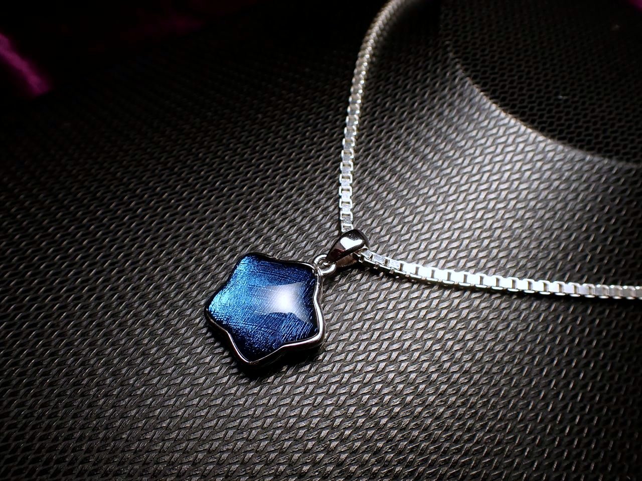 ◇希少な鉄質隕石◇スターモチーフ◇メテオライト◇ギベオン【隕石】星