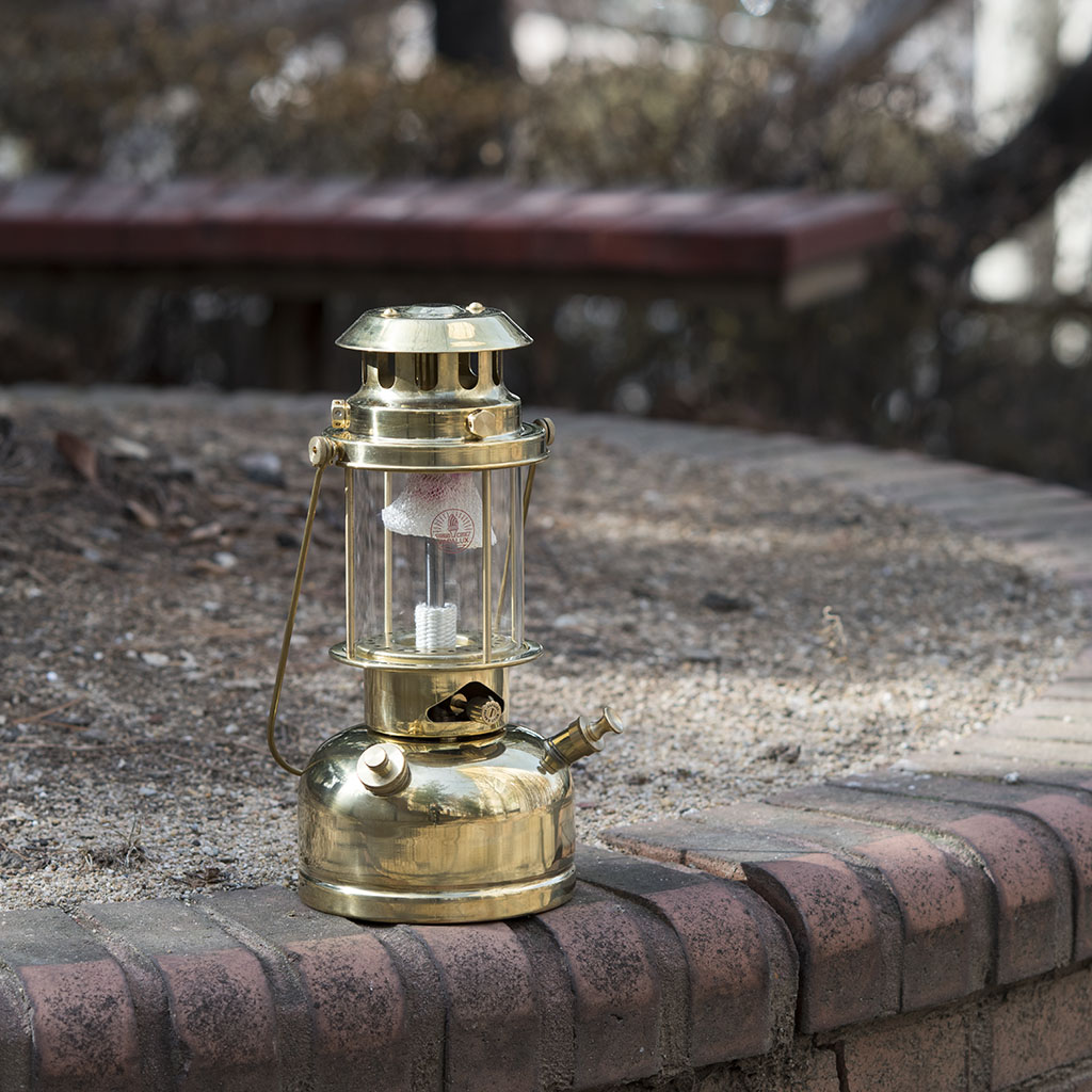ヴェイパラックスランタン 300 ポリッシュドブラス - Vapalux Lanterns