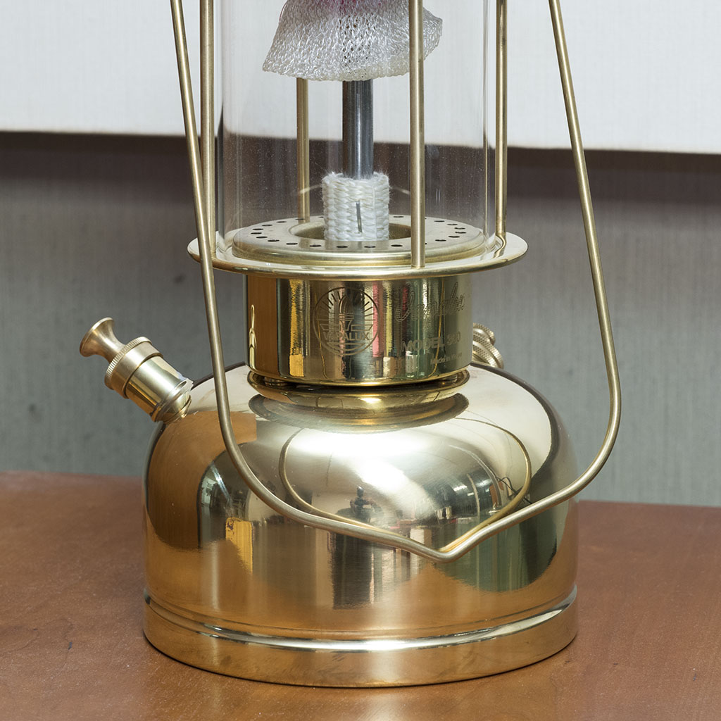 ヴェイパラックスランタン 300 ポリッシュドブラス - Vapalux Lanterns